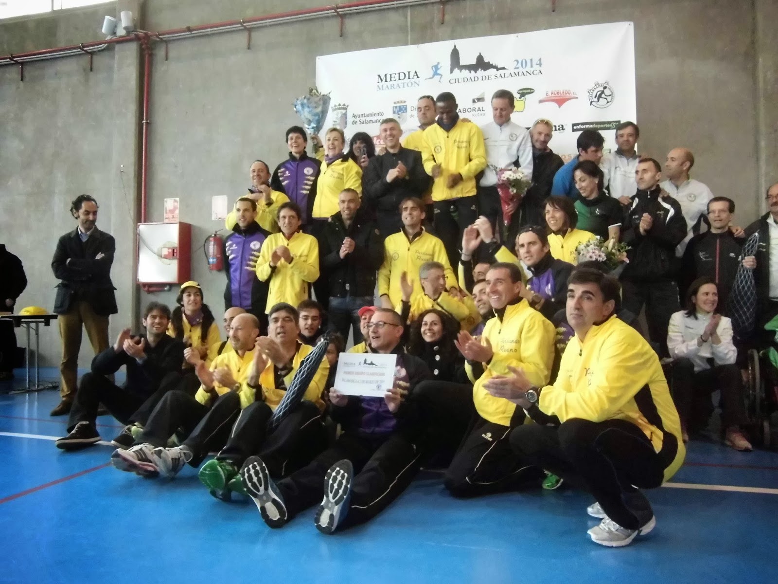 Campeones por equipos en la III Media Maratón de Salamanca